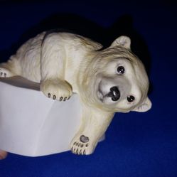 WWF Polar bear on iceberg 1982 Porcelain figure