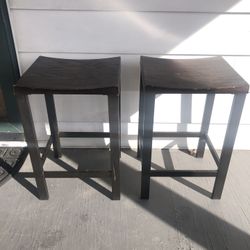 Short Bar Stools