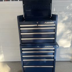Husky Tool Box 10-drawer