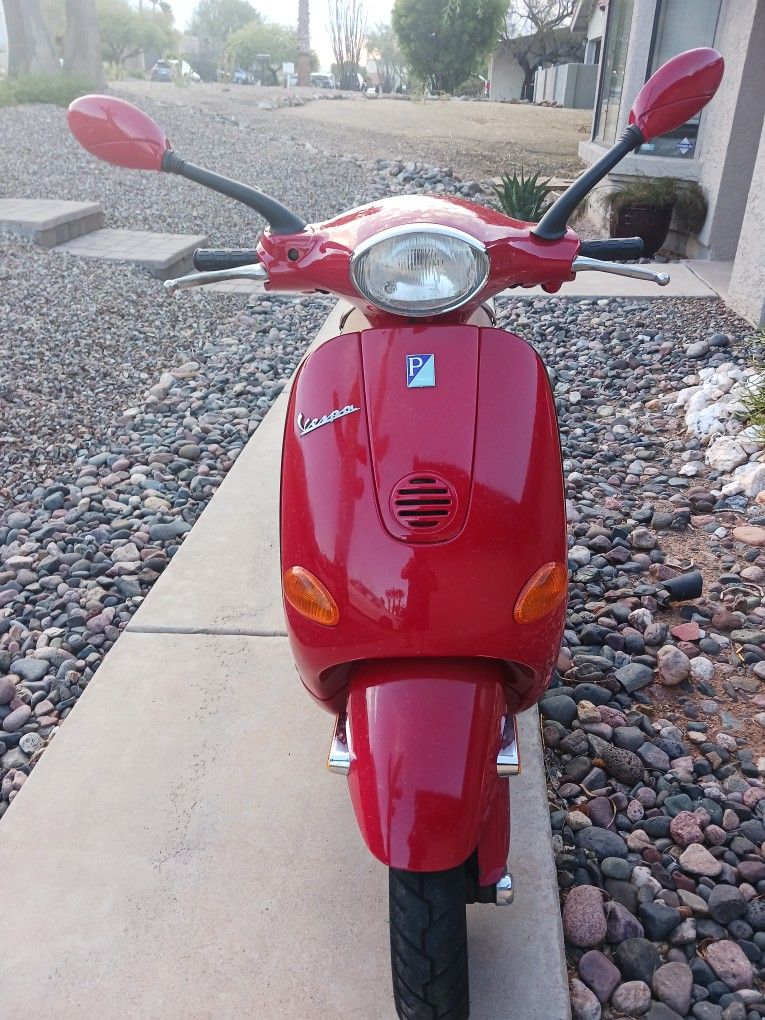 2002 Vespa ET4 150