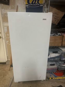 Upright freezer
