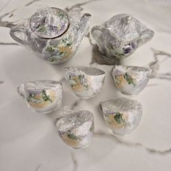 Mini Teapot , Sugar Bowl,  Cups 