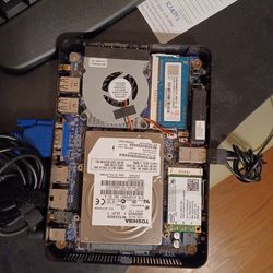 Mini PC UniFi brand. With power adapter.  HDMI port.