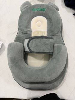 Baby sit up pillow