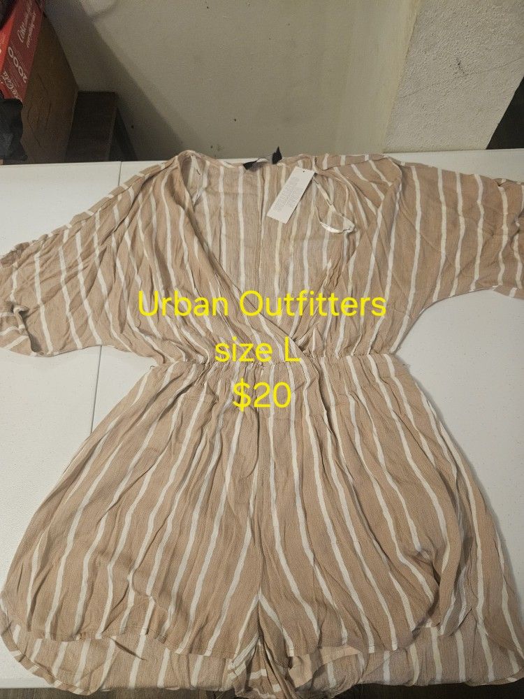 Urban Outfitters 