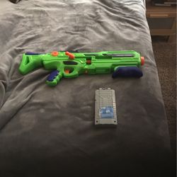 Nerf Gun + Free Mag 