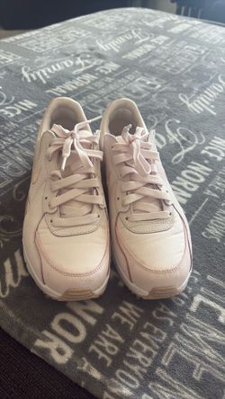Air max womens size 7.5