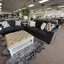 2 PC SOFA AND LOVESEAT 