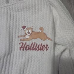 Hollister Christmas dog shirt