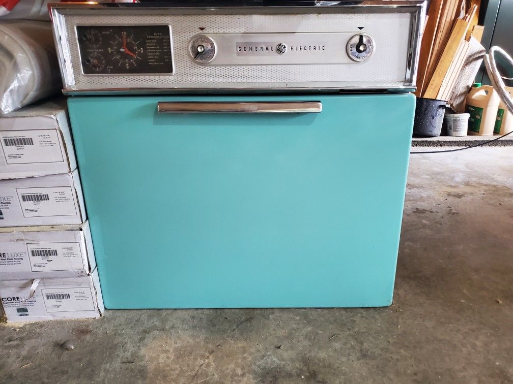 60'sGE Stove And Range