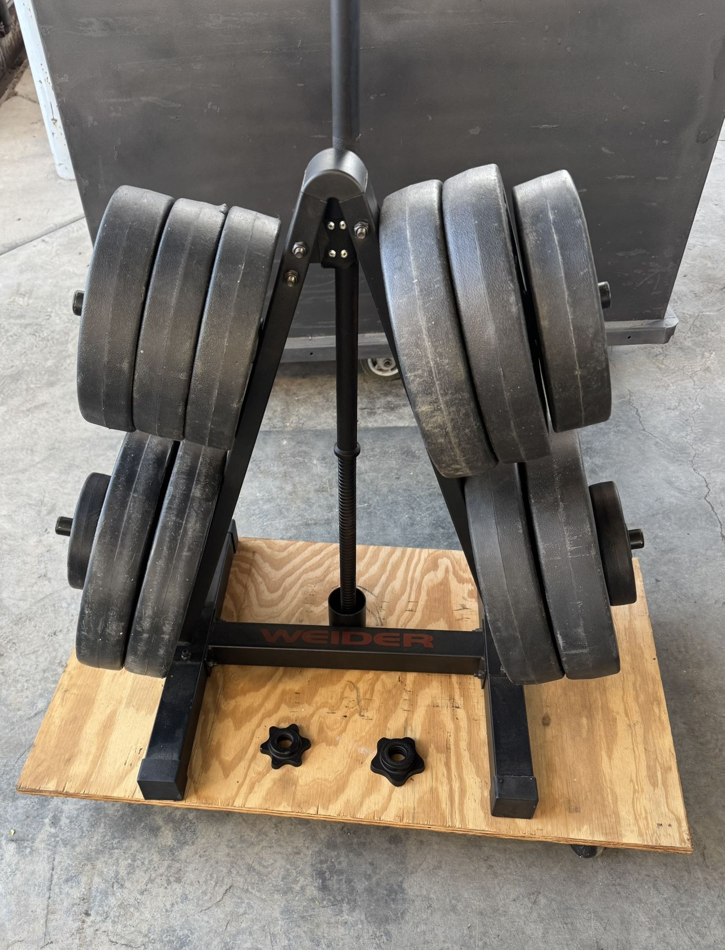 Weight Plates / Barbell / Rack Stand