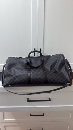 Luis Vuitton Duffle Bag