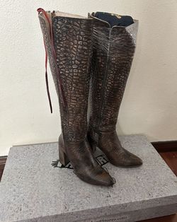 Brand New freebird Boots