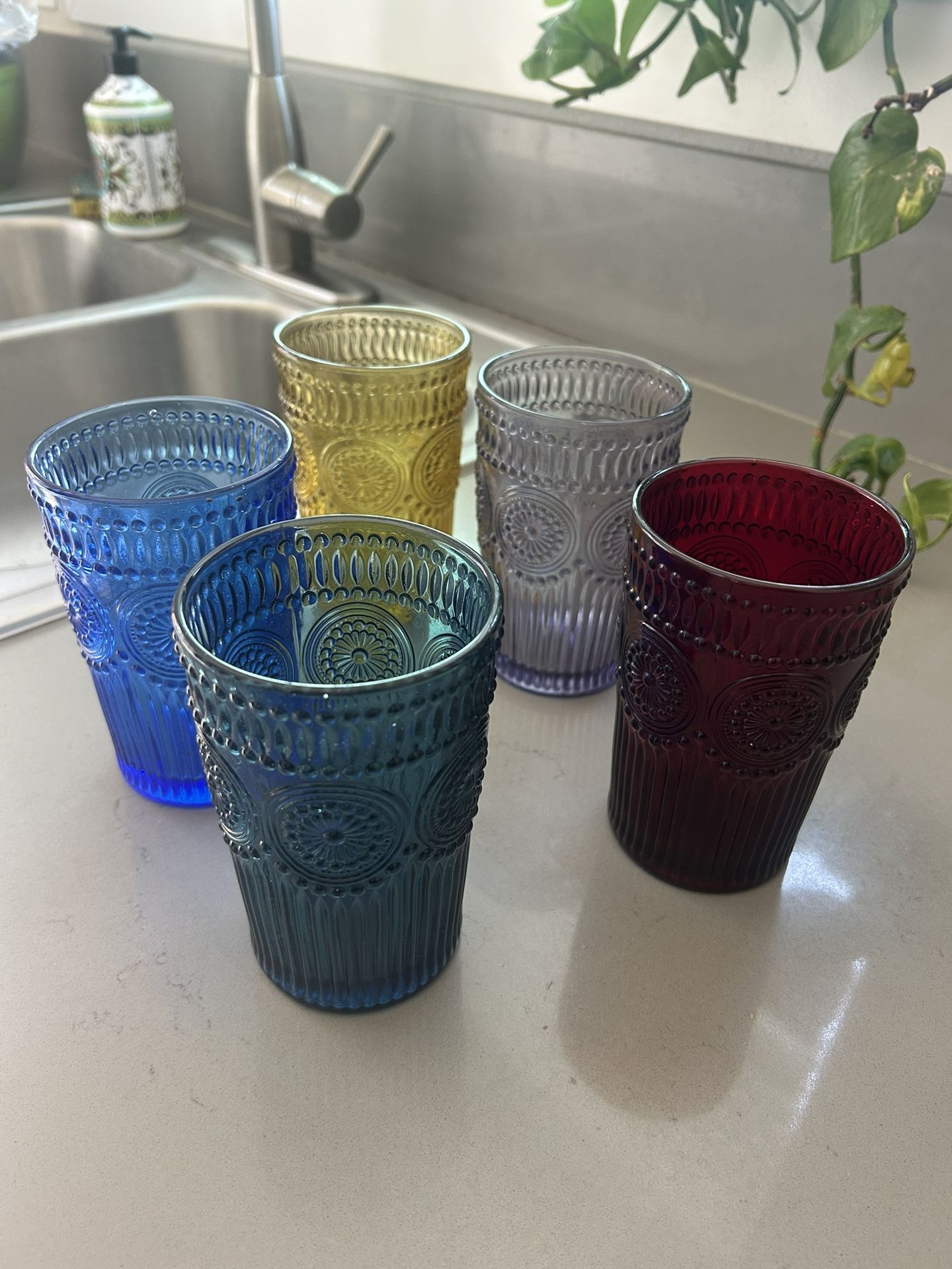 Beautiful Vintage Style Glasses