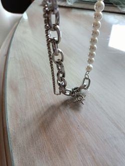 Acto vita Necklace 