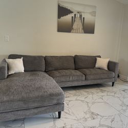 Living Spaces Sectional Sofa Couch Sala 