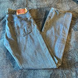 501 Levi’s - Light Wash 