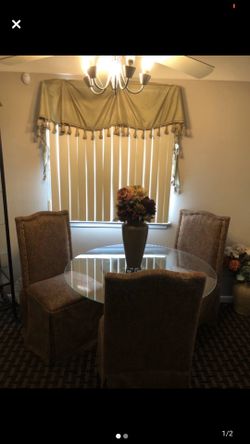 Dining Room Chairs For Sell (6)