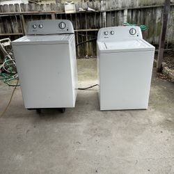 Dos Lavadoras Amanda  $ 130 Por Cada Una 
