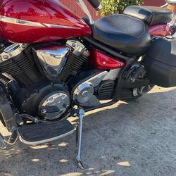 2007 Yamaha 1300 VStar  Touring