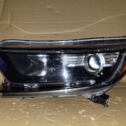 2017 2018 2019 2020 2021 2022 Honda CR-V Left Headlight 