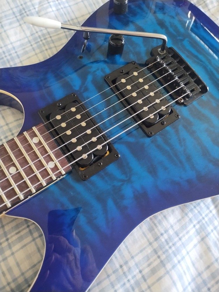 Beautiful IBANEZ Guitar