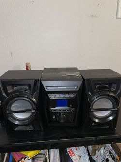 Black Web Bluetooth Speakers