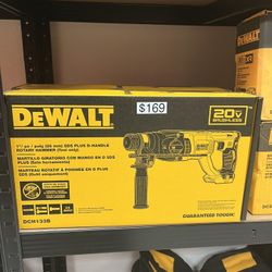 Dewalt 1" SDS PLUS D-HANDLE ROTARY HAMMER (Tool only)