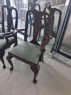 Pair of Henkel-Harris Queen Anne arm chairs in solid genuine mahogany