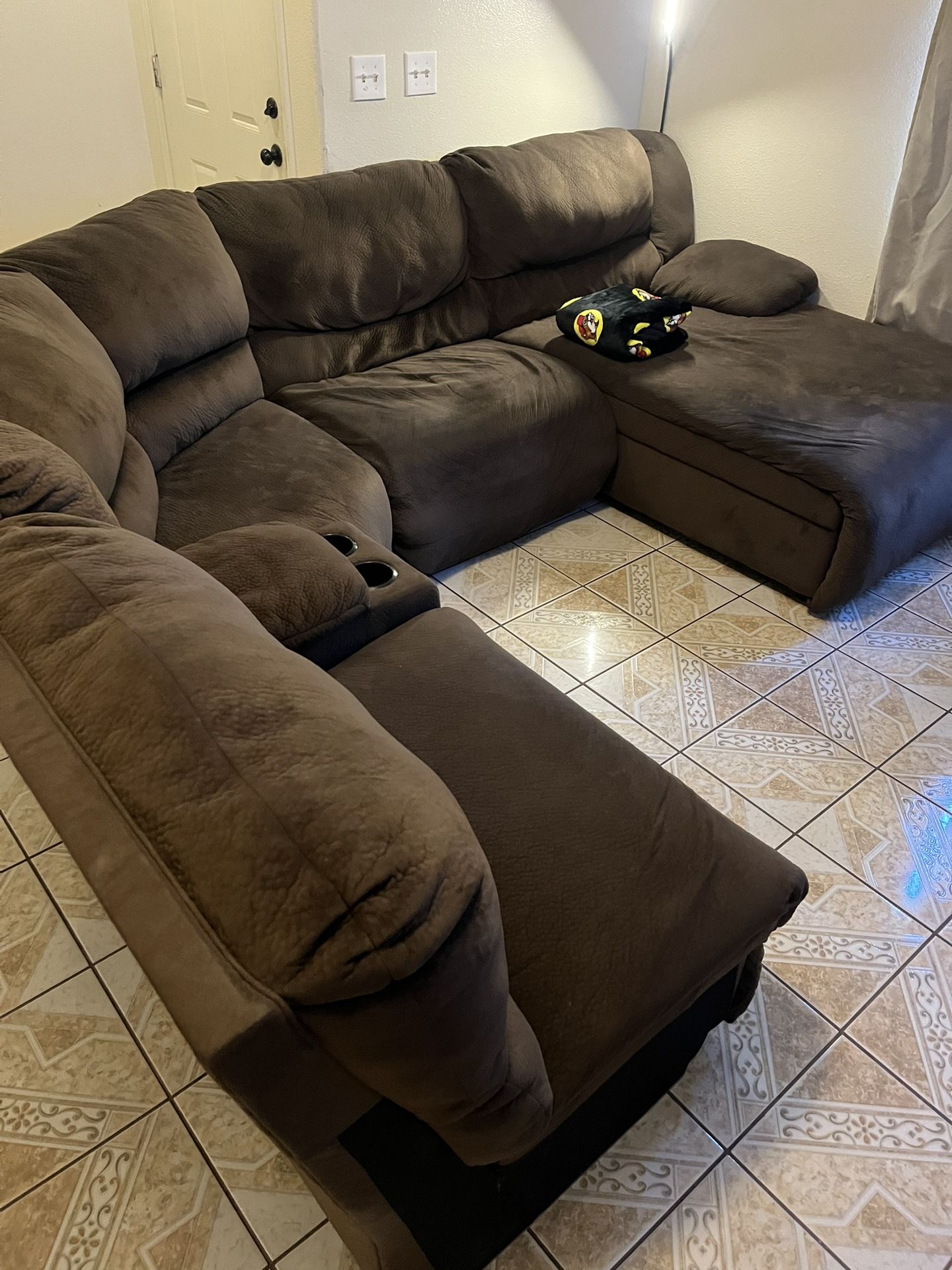 Sectional Couch 