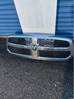 Grill for a ram 1500