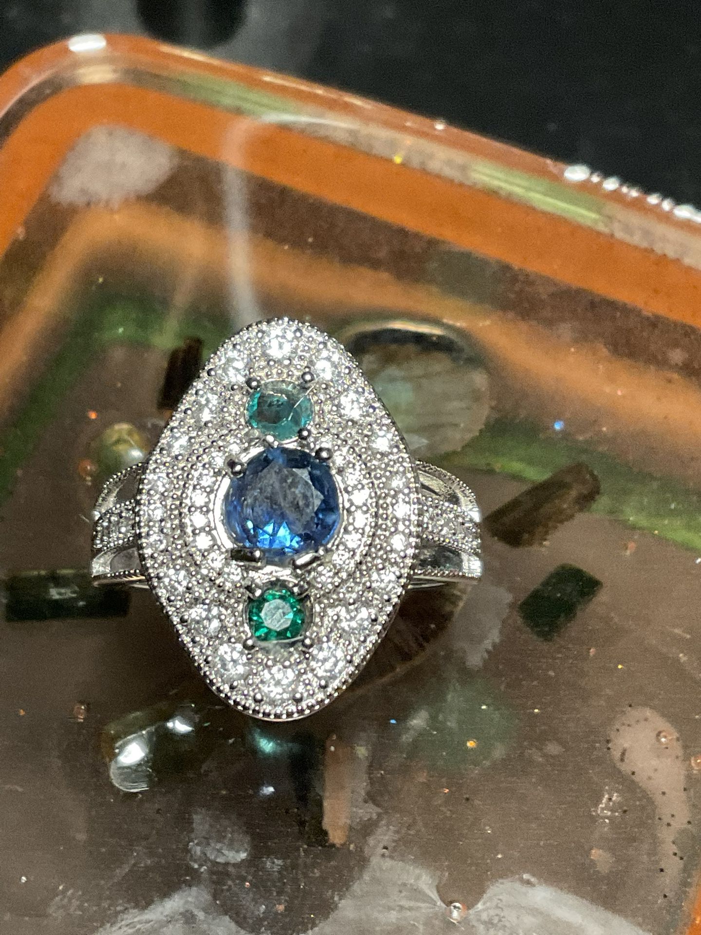 Sapphire And Emerald Ring 