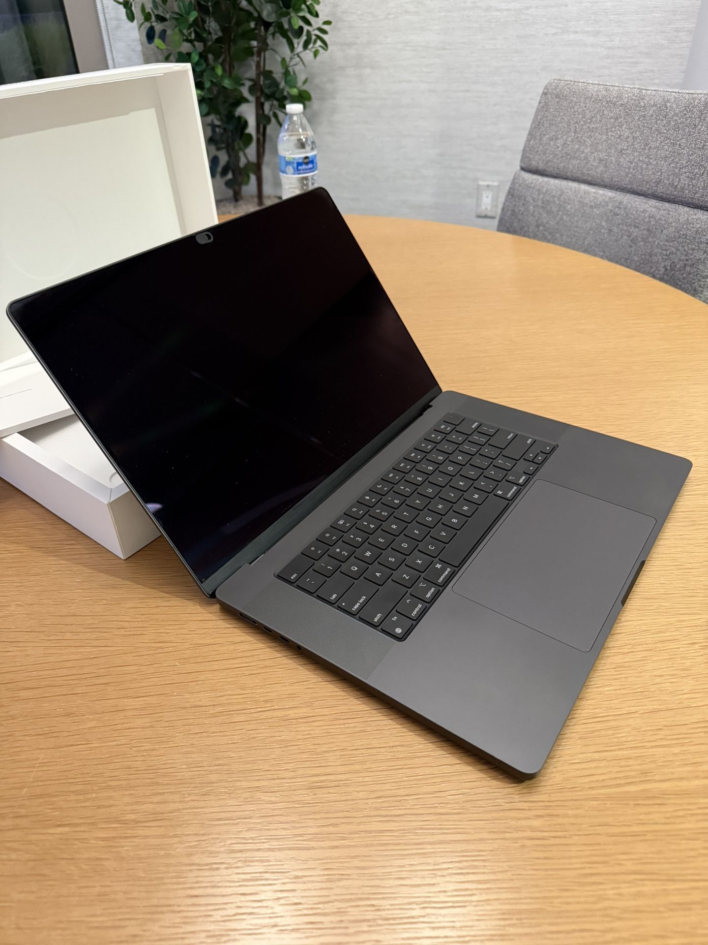 Apple Macbook Pro M4 Pro 16 Inch 24GB 512GB