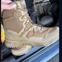 SWAT BOOTS 
