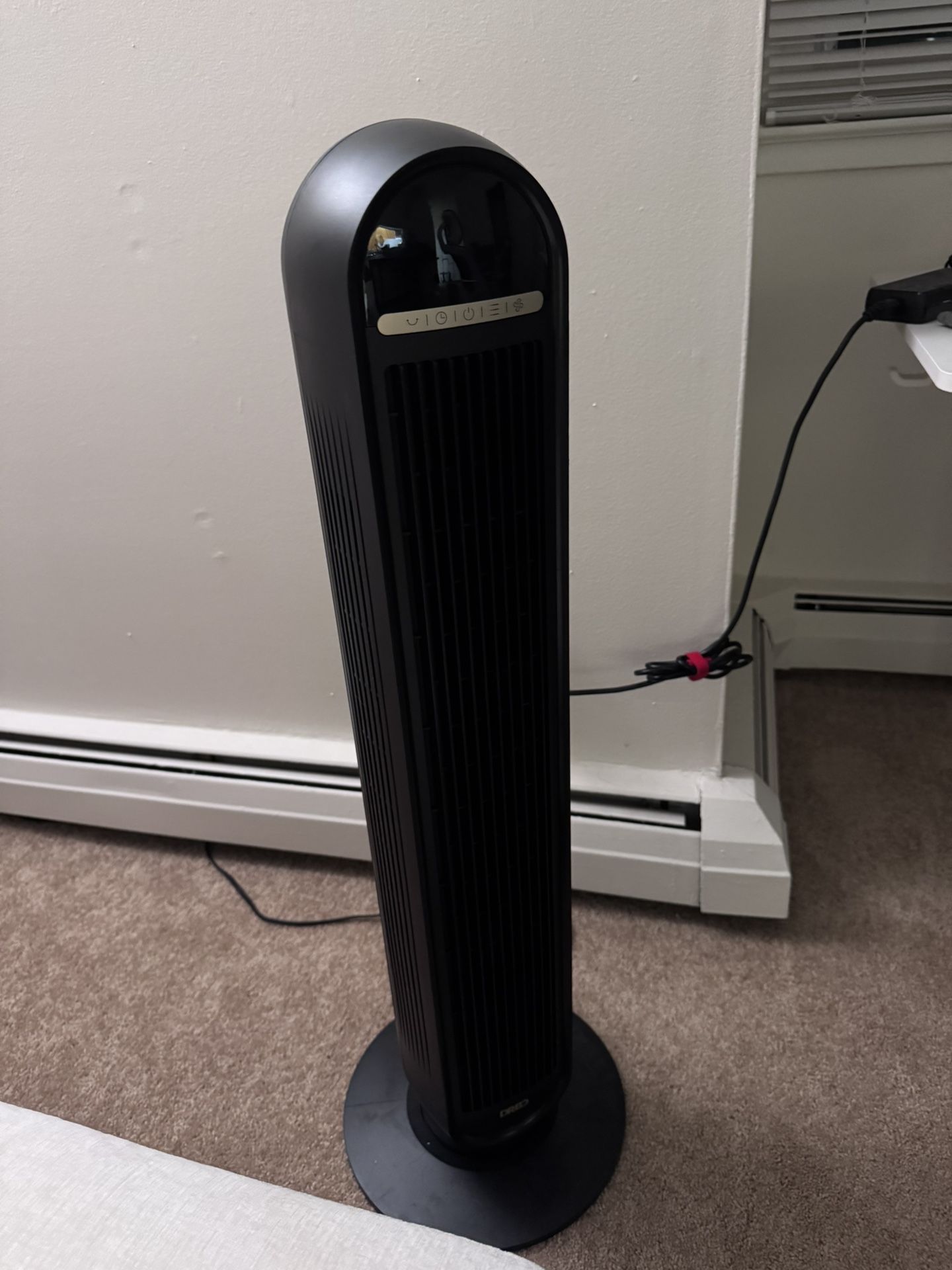 Quiet Standing Tower Fan With Remote