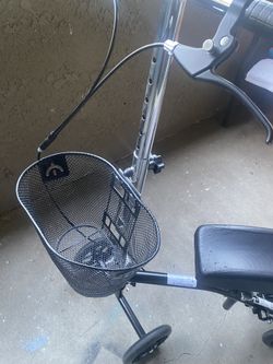 Knee Walker