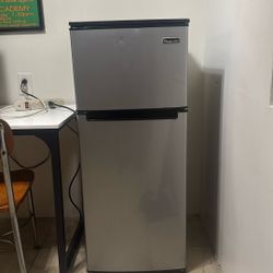 Small Refrigerator 