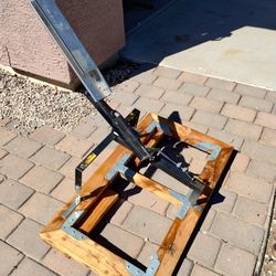 Clay Pigeon Thrower 