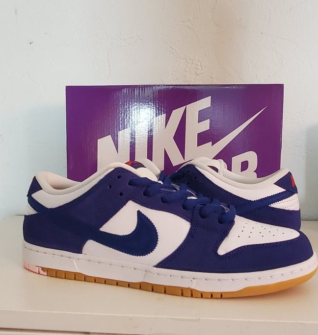 Nike SB Dunk Low Los Angeles Dodgers DO9395-400