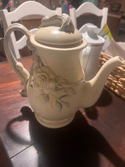 Chocolate pot