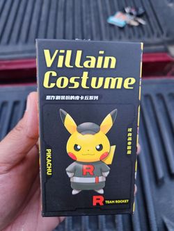 Pikachu vinyl figure