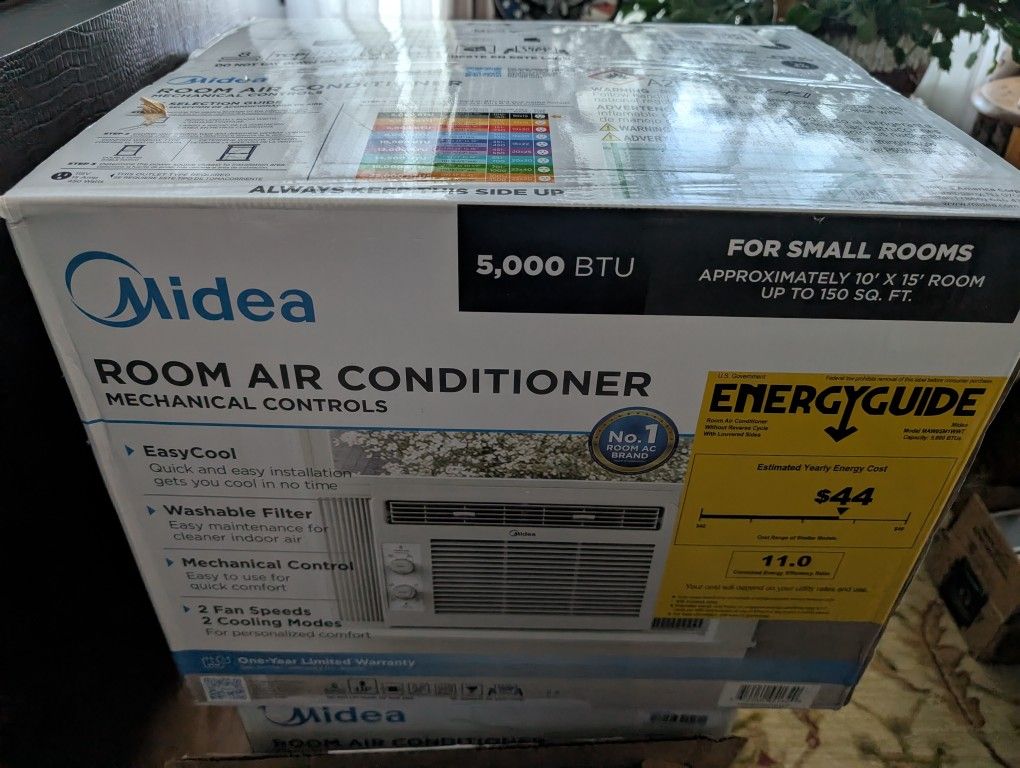 Midea 5,000 BTU 150 Sq ft Mechanical Window Air Conditioner