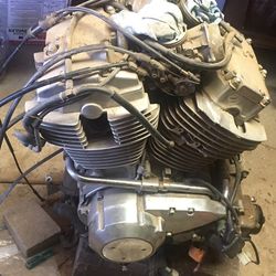 1989 Honda shadow vt1100c 9000 miles engine and parts