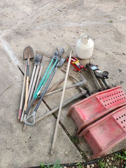 Cleaning garage miselania garden tools