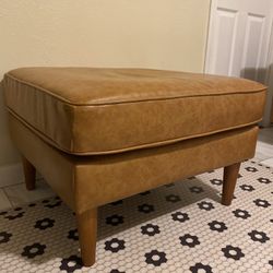 Albany Park Ottoman