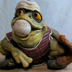 RARE Vintage 2001 Sealmark Baseball Catcher Toad Frog 8 Inch Resin Sports Figure
