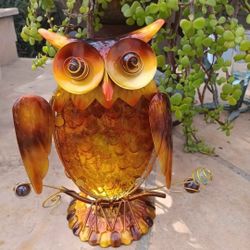 $8 Fun Colorful Glass/Metal Garden Owl.