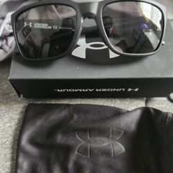 Under Armour Hustle Matte Black Grey Polarize Glasses