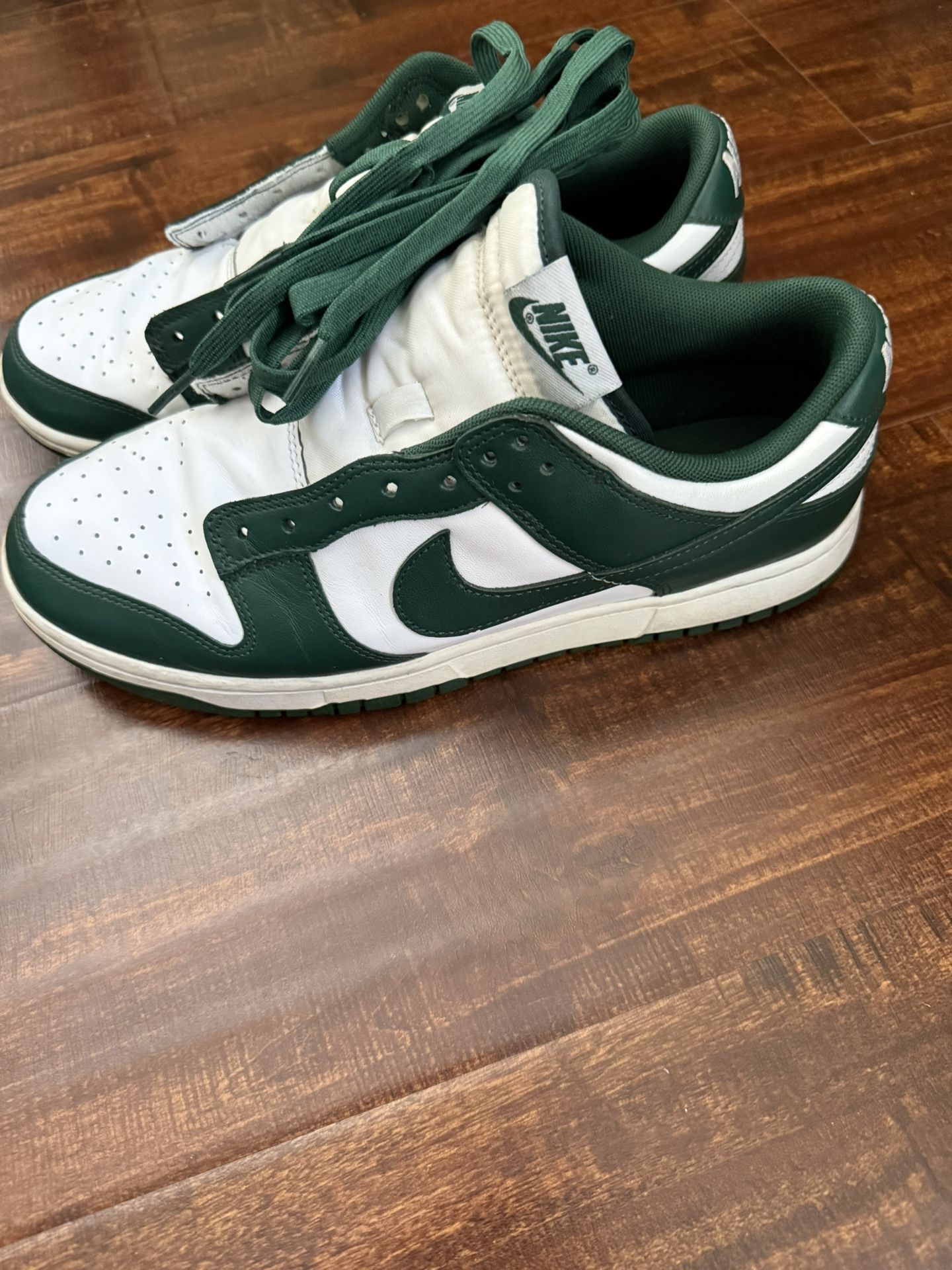 Jordan Dunk ‘Varsity green’