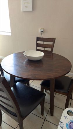 Dining, Table